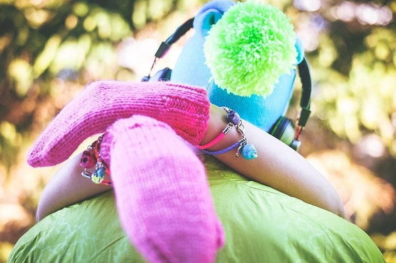 Pufna wolly ogrlica u šarenim bojama