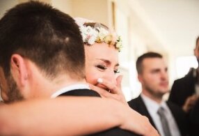 Emotivni trenutak mladenaca