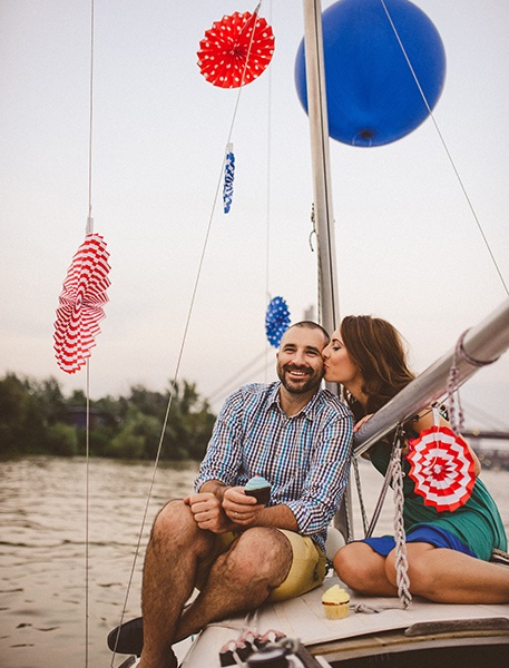 Par sa kapkejkom — smeh i ljubav