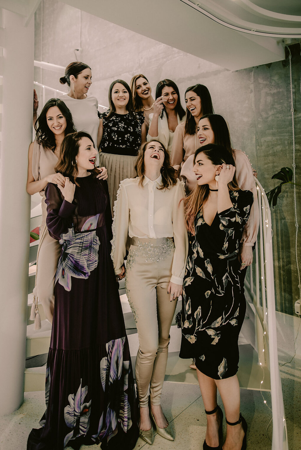 Portret osnivačice u svetlom prostoru